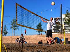 Strand Zevenhuizer Plas in de wijk Nesselande